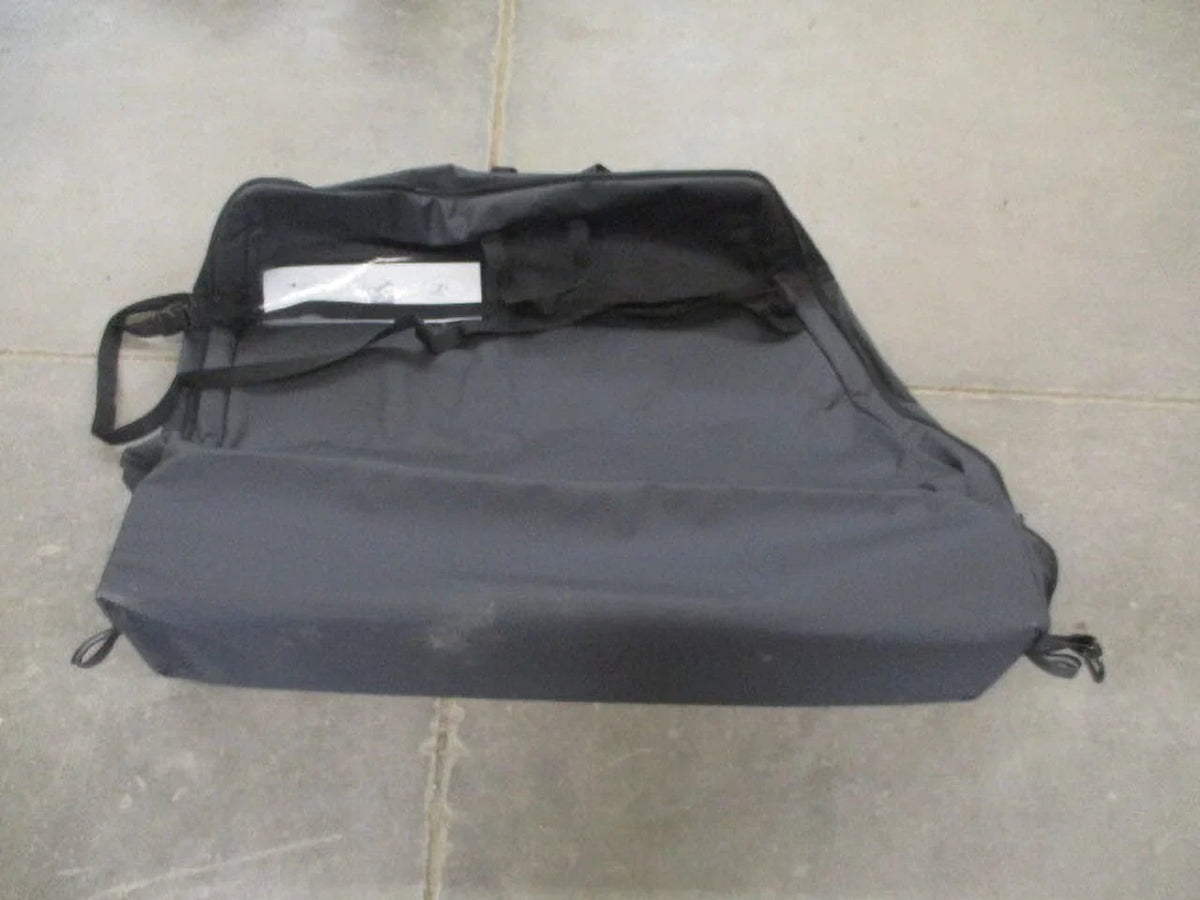 Pre-Owned 2023 Jeep Wrangler Roof Storage Bag OEM LKQ (Good)
