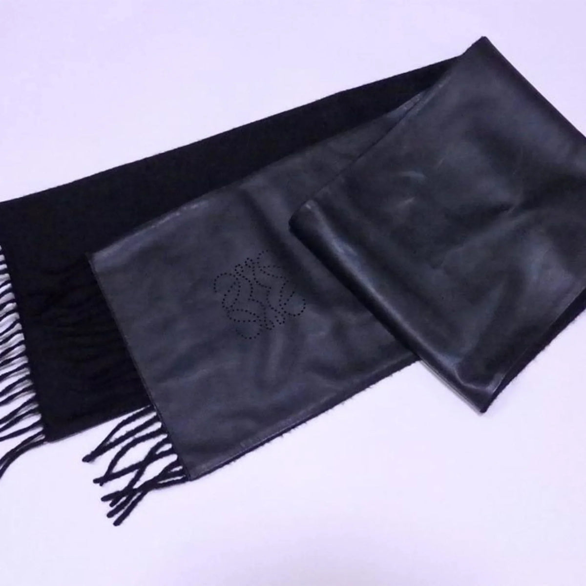 Pre-Owned Loewe LOEWE shawl stole scarf anagram black leather x cashmere ladies (Good)